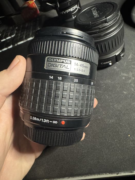 Обьектив Canon  efs 18-55, Olympus digital 14-45