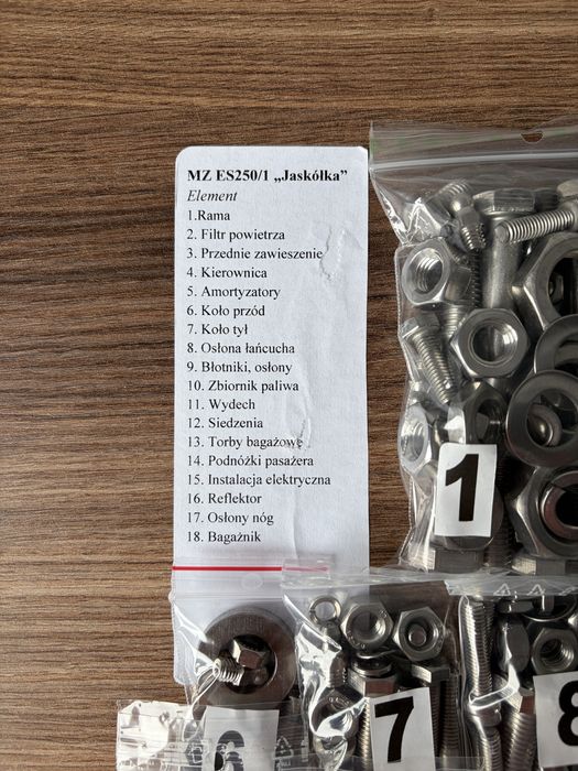 NOWY komplet śrub śruby NIERDZEWNE MZ ES 175/1 MZ ES 250/0/1 JASKÓŁKA