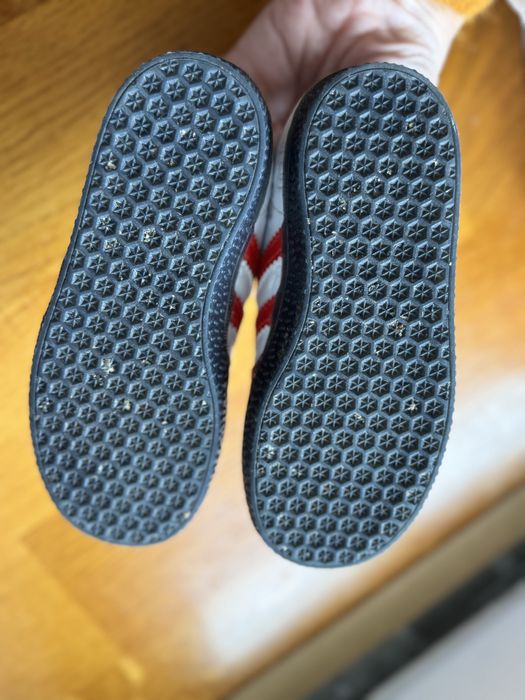 Adidas Gazelle 50 Anos Hello Kitty criança