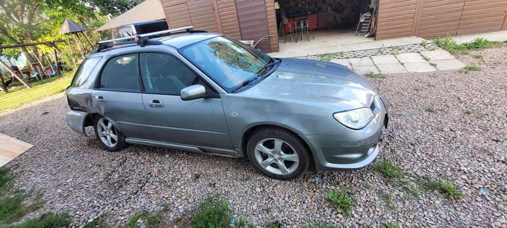 Subaru impreza  2.0 benzyna