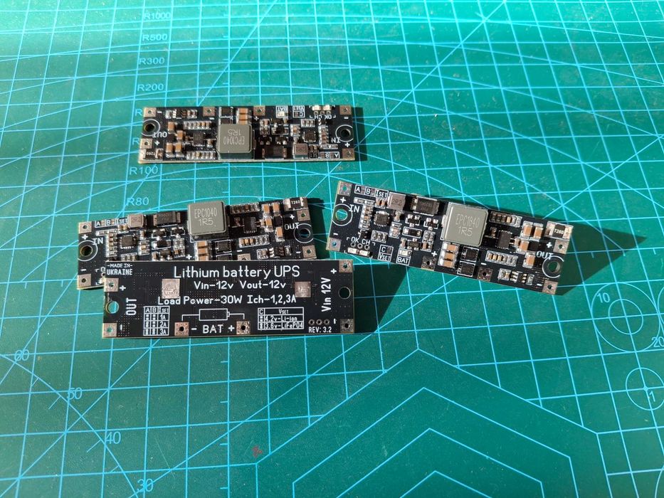 Модуль UPS (ДБЖ) 12В 30W  Li-Ion / LiFePO4