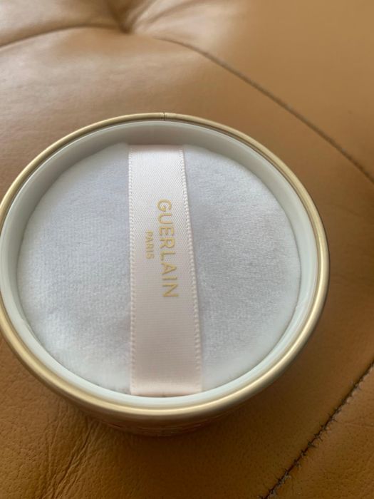 Guerlain Meteorites Nowy puder wykonczeniowy Warm