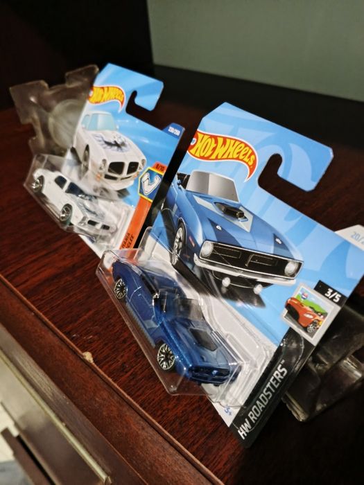 Особисті речі 2 моделі плімут барракуда70 понтіак файрберд73