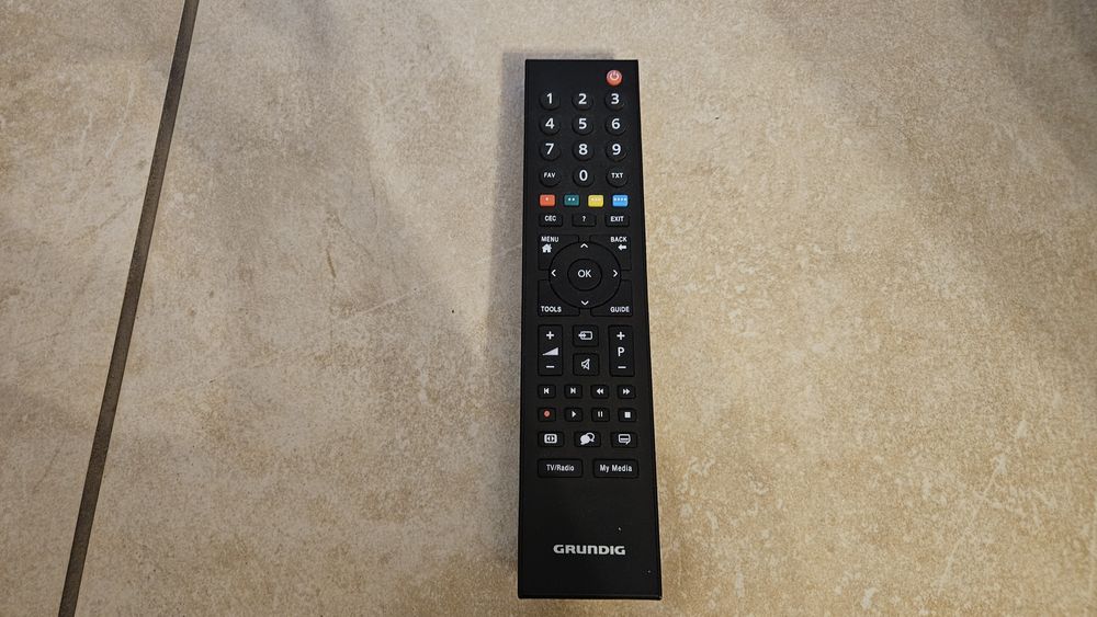 Telewizor LED 32"  Grundig tuner DVBT-2 oraz satelitarny