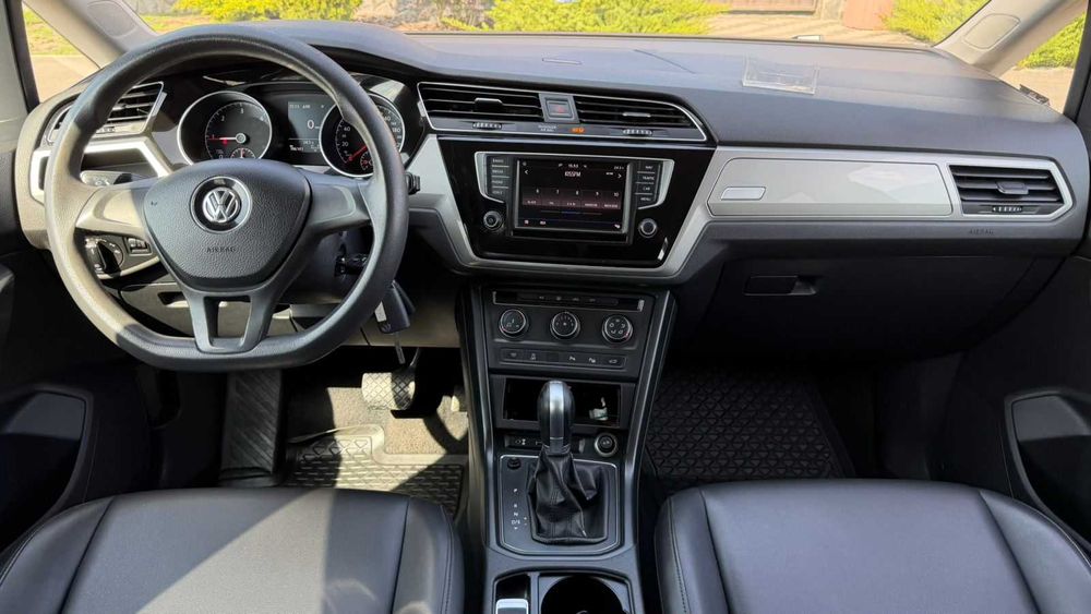 Volkswagen Touran 2016