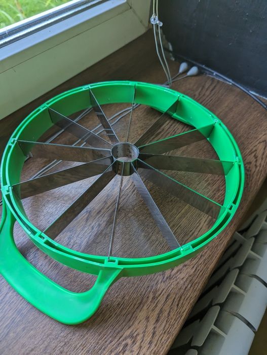 Krajalnica do arbuzów i innych owoców