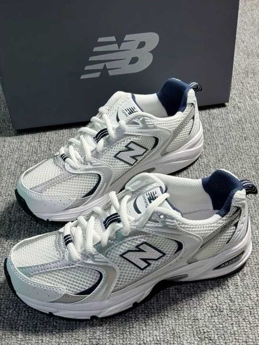 New Balance 530 White Navy - Pudełko