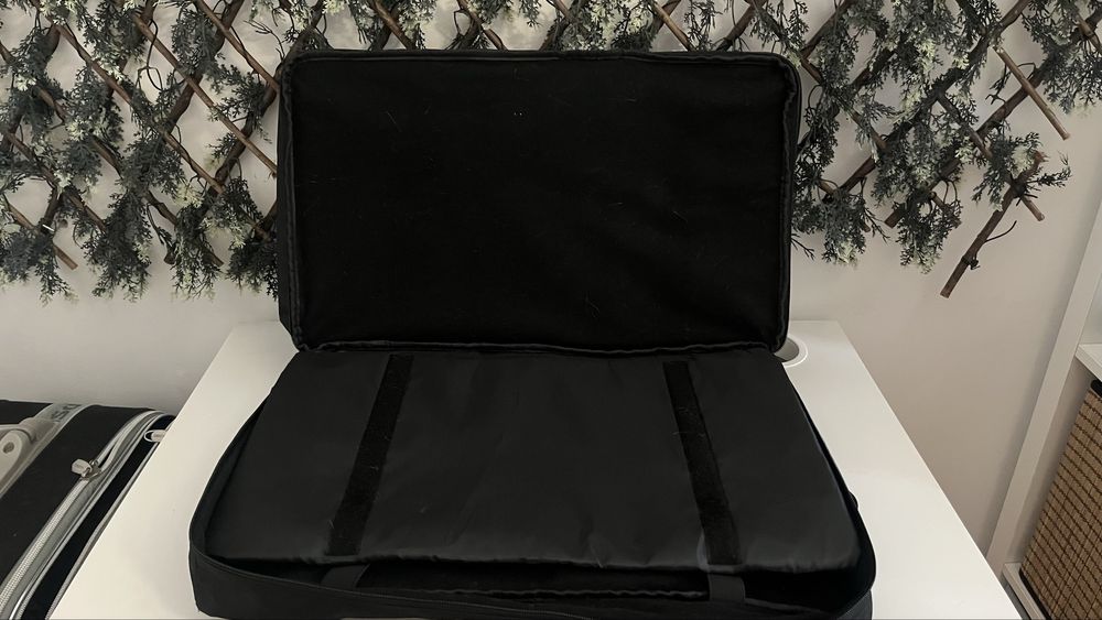 Controladora Hercules Inpulse 300 + Auscultadores + mala transporte