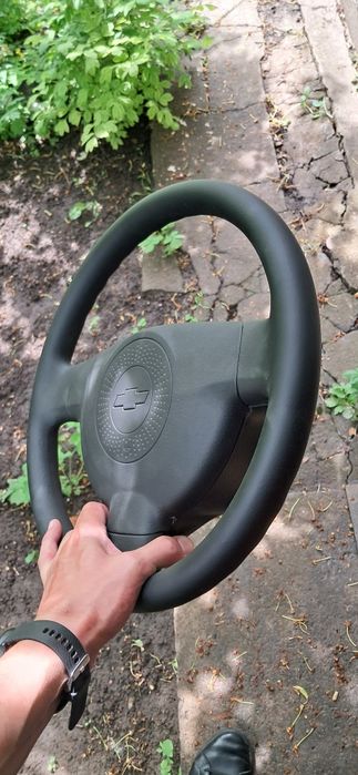 Продам кермо Шевроле Авео