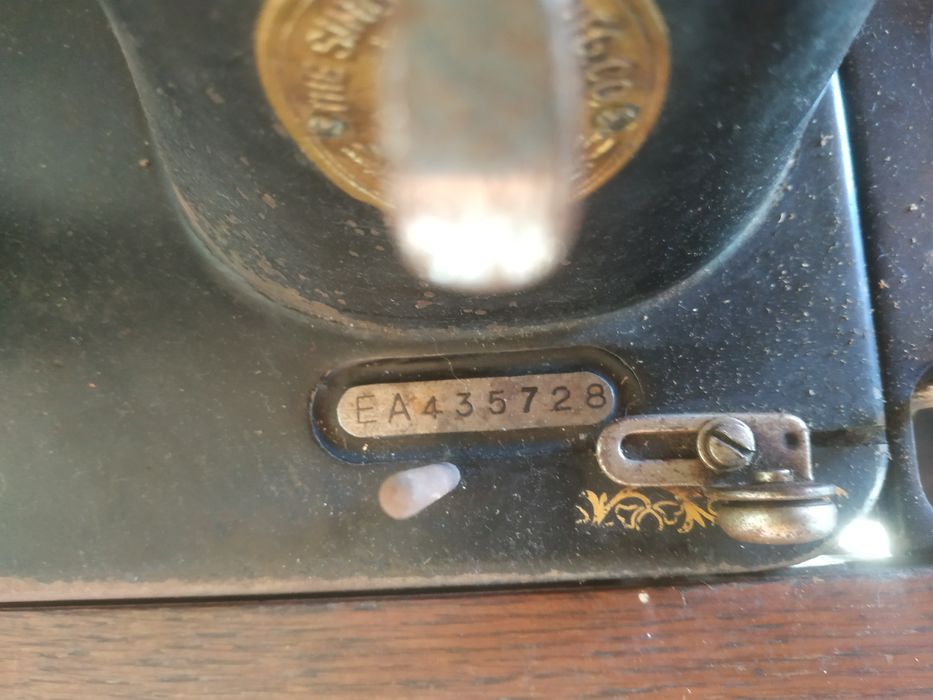 Máquina de costura Singer