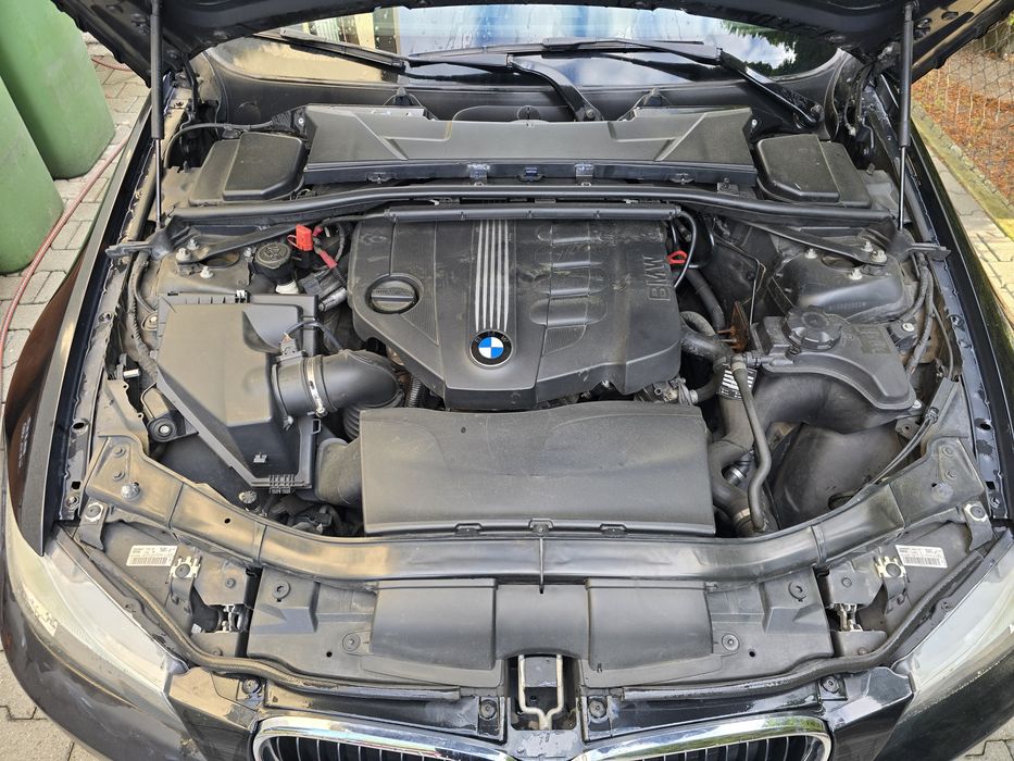 BMW Seria 3 316D 320D LCI (Polift) 160 KM | 2010 | Sedan | 17" | Tempomat | 143 tyś km