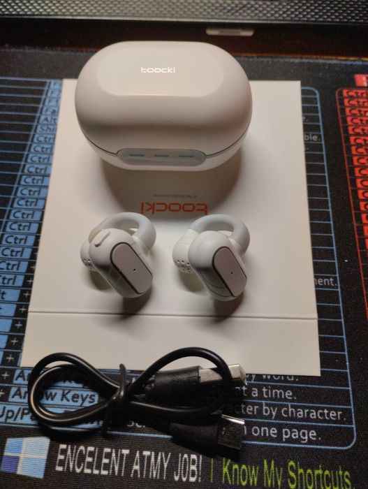 Безпровідні блютуз навушники toocki
