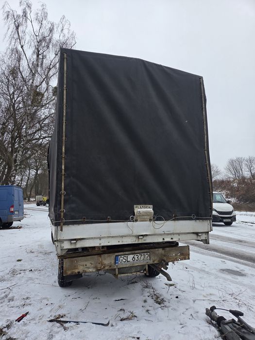 Zabudowa skrzyniowa + plandeka (komplet) 4,25 x 2,10 x 2,30