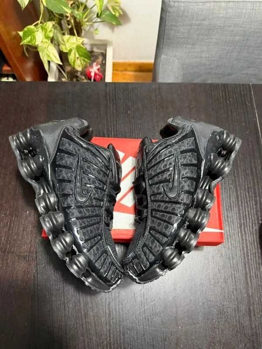 Buty Trampki Nike_Shox_TL_Black R.37.5