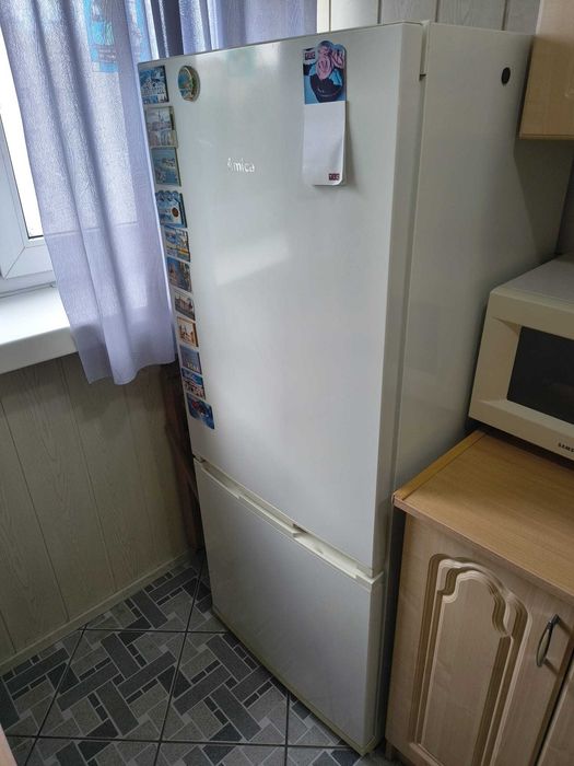 Lodówka Amica wysokość 150 cm