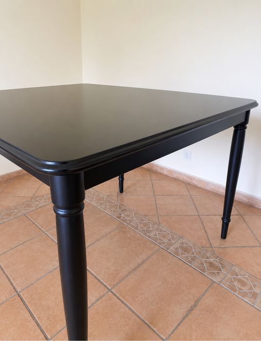 Mesa de jantar preta IKEA – NOVA, nunca usada!
