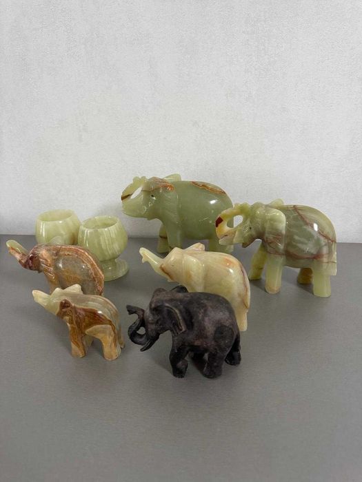 Набір слоників  із оніксу натуральний камінь + 2 чарки в подарунок