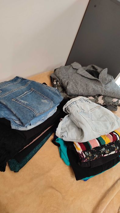 Жіночий одяг одним лотом