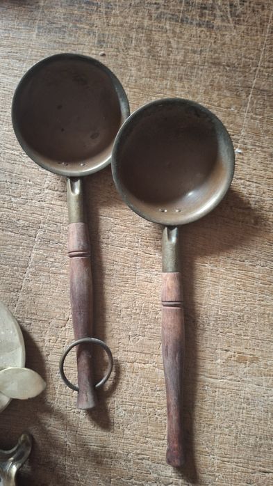 Kociołek z mosiądzu