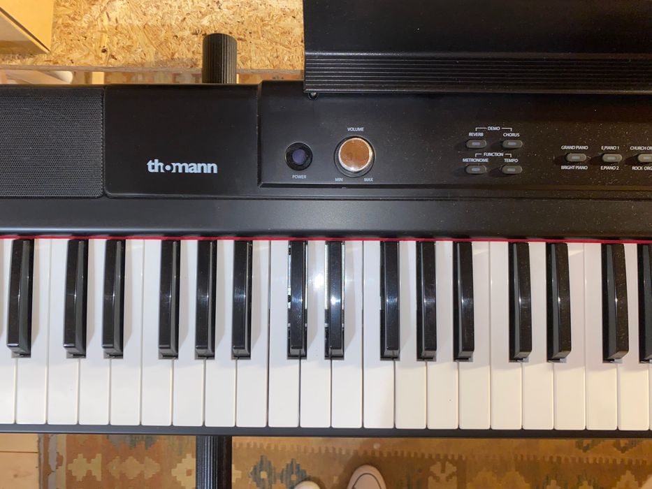 Teclado Thomann quase novo