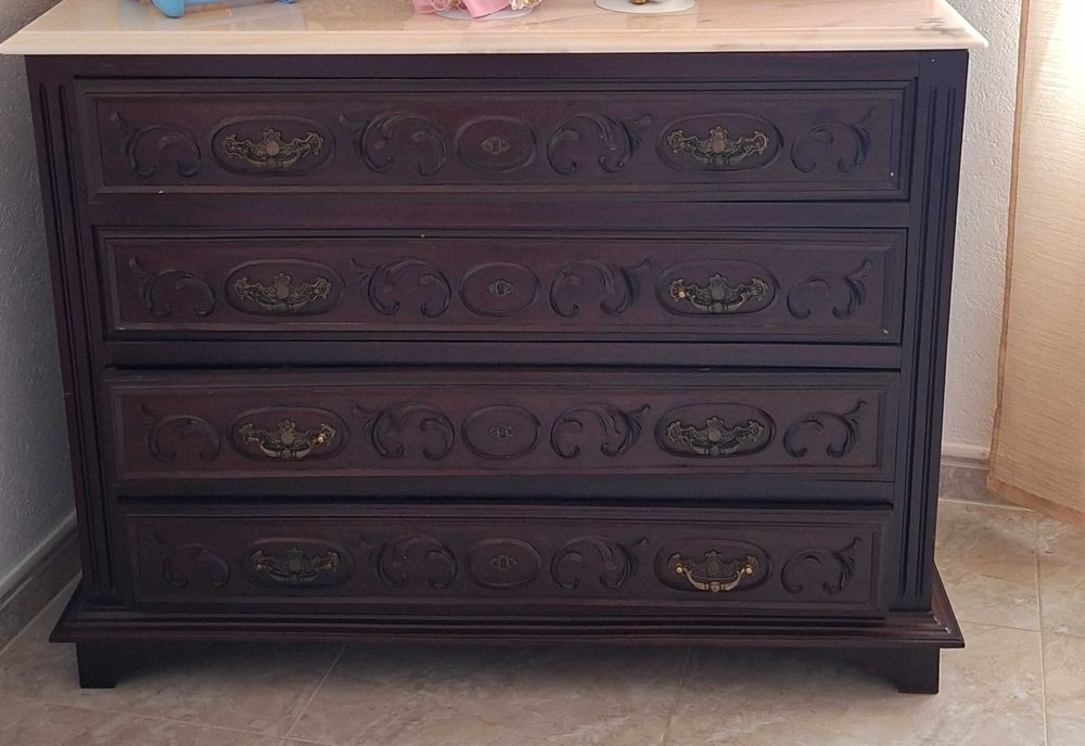 Mobilia de quarto estilo antigo