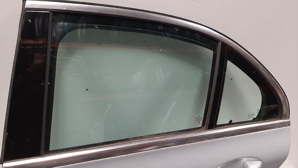 Porta trás esquerda MERCEDES-BENZ Classe C (W205)