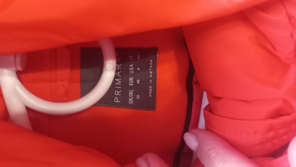 Продам пуховик розмір л