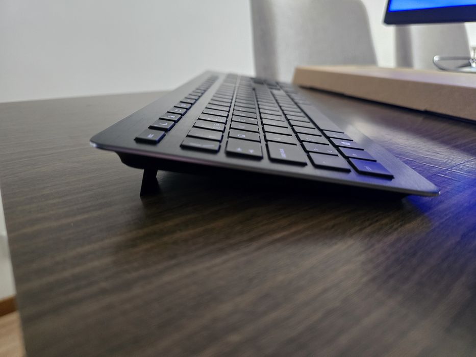 HP Wireless Premium Keyboard Z9N41AA64730002369025123