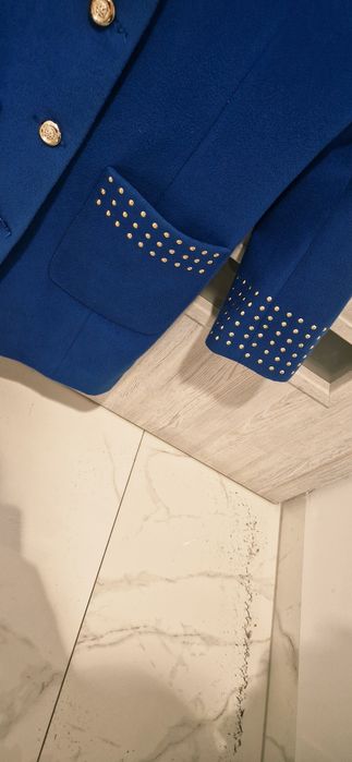 Elegancki płaszczyk damski