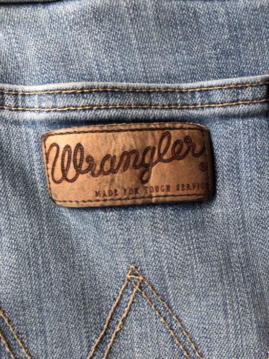 Jeansy Wrangler Arizona