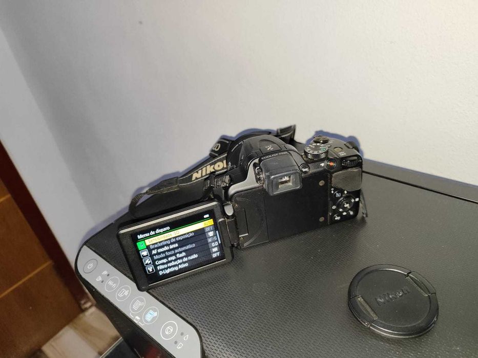 Câmera Nikon Coolpix P520 usada em perfeito Estado