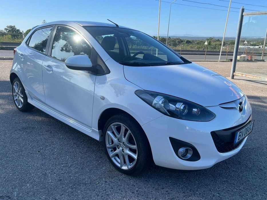 Mazda 2 1.5 MZR Sports-Line