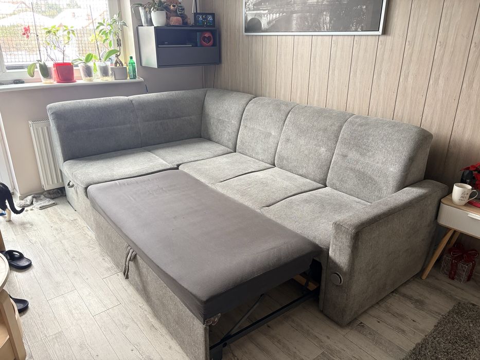 Rogówka zadbana jak nowa robiona na zamowienie.