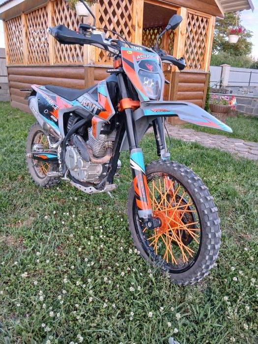 Kovi Advans  250
