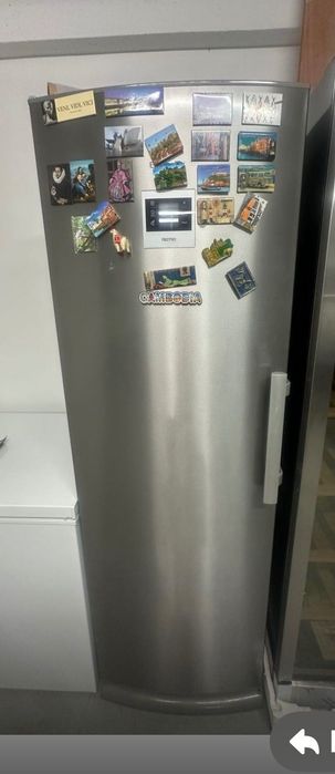 Vertical freezer Electrolux