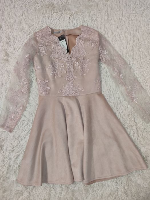 Красиве плаття на вечірку