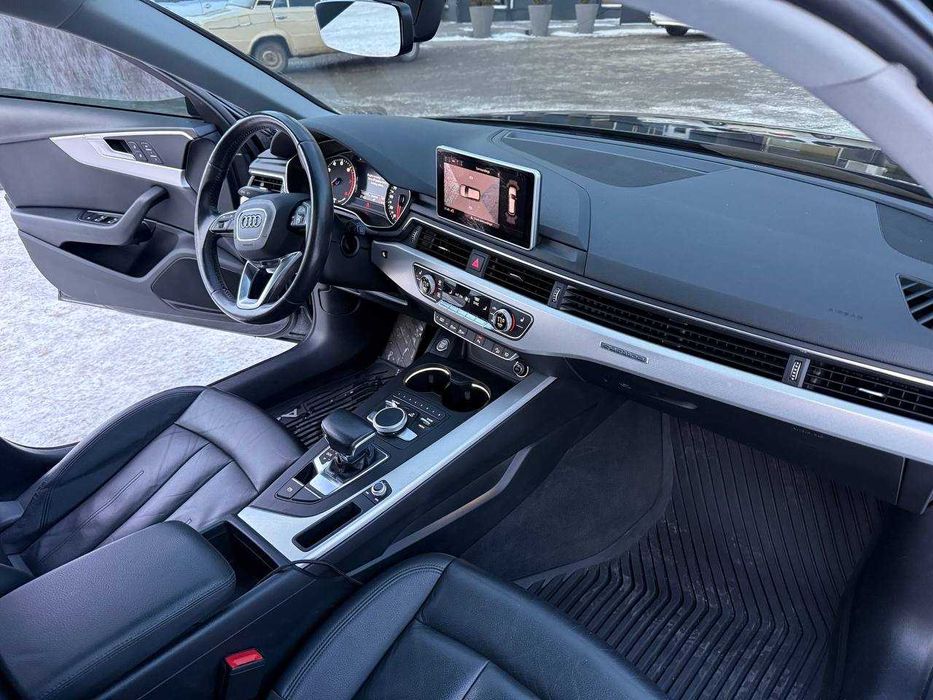 Audi a4 allroad 2018 рік