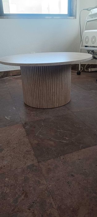 Mesa de centro como nova