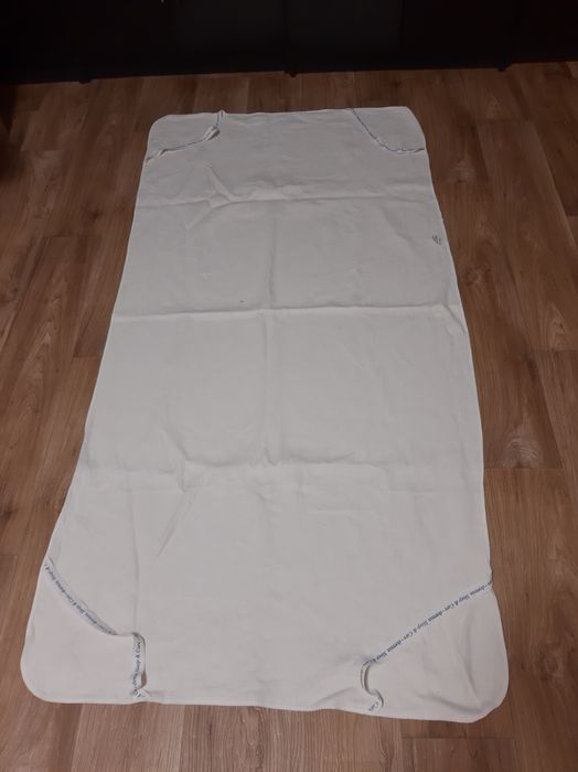 Ciepła podkładka na łóżko