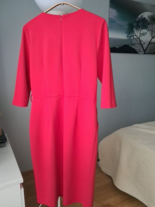 Czerwona sukienka koklajlowa