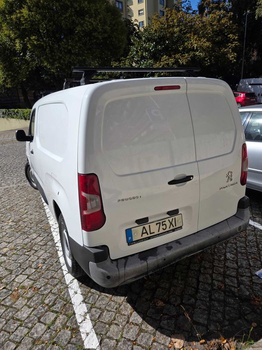 Carrinha Peugeot Partner