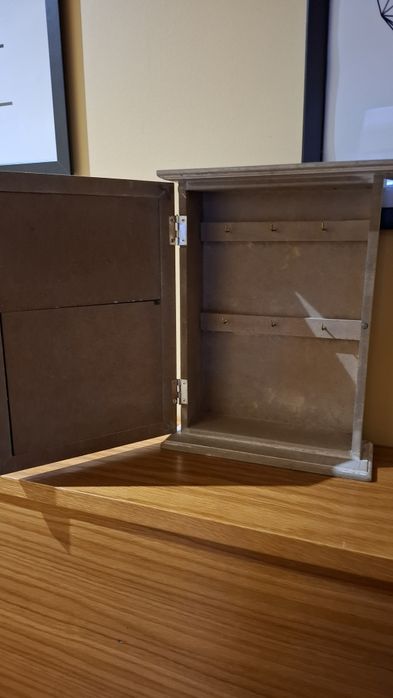 Chaveiro parede em Madeira