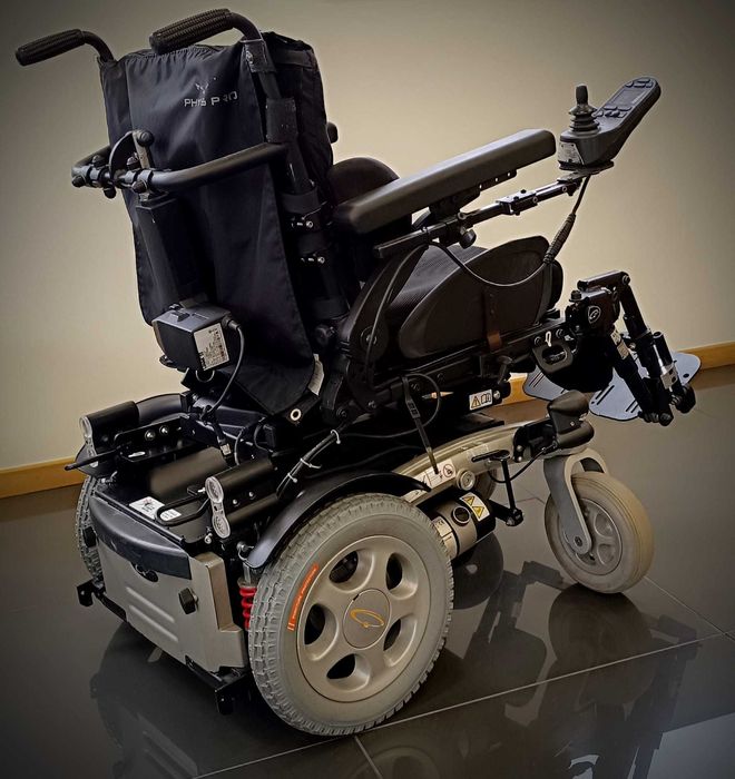 Cadeira de Rodas Elétrica SUNRISE MEDICAL SALSA