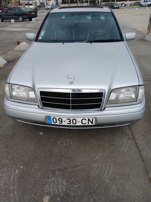 Mercedes w 2o2 clássico.