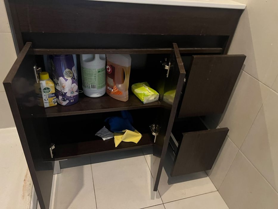 Vendo móvel de casa de banho, sanita e base de duche