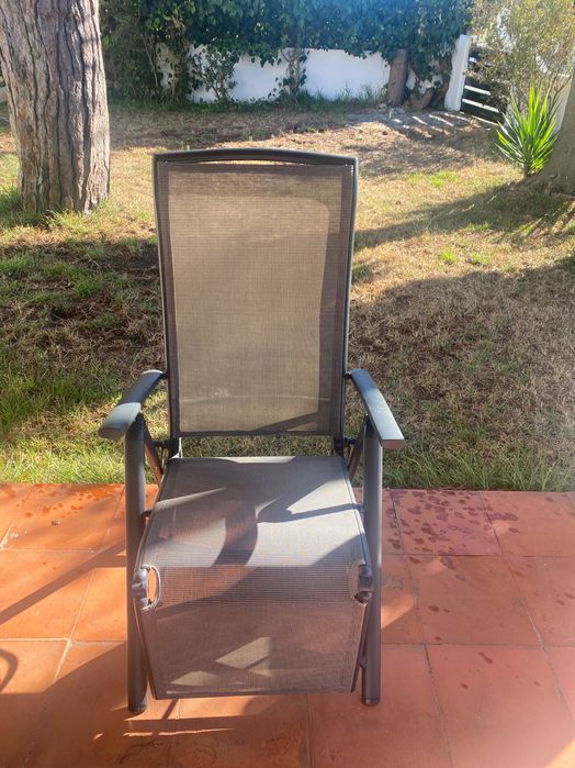 Cadeira desmontável e reclinável nova