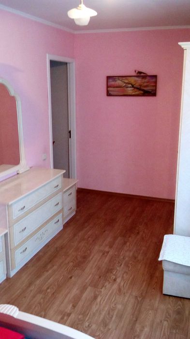 2кімнатні апартаменти з видом на Мак Дональдз. 3 окремі ліжка