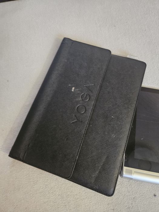 Tablet LENOVO Yoga 2 1050F 10.1" 2/32 GB LTE Wi-Fi Srebrny