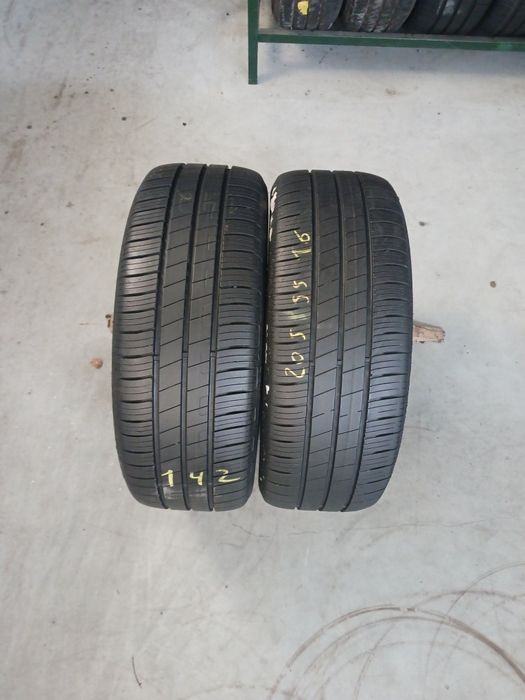 Vendo pneus semi-novos 205/55/16 Goodyear