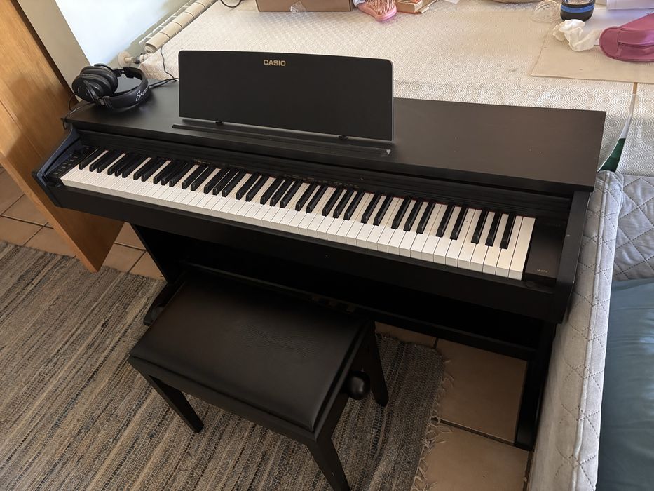 Casio AP 270 Digital Piano
